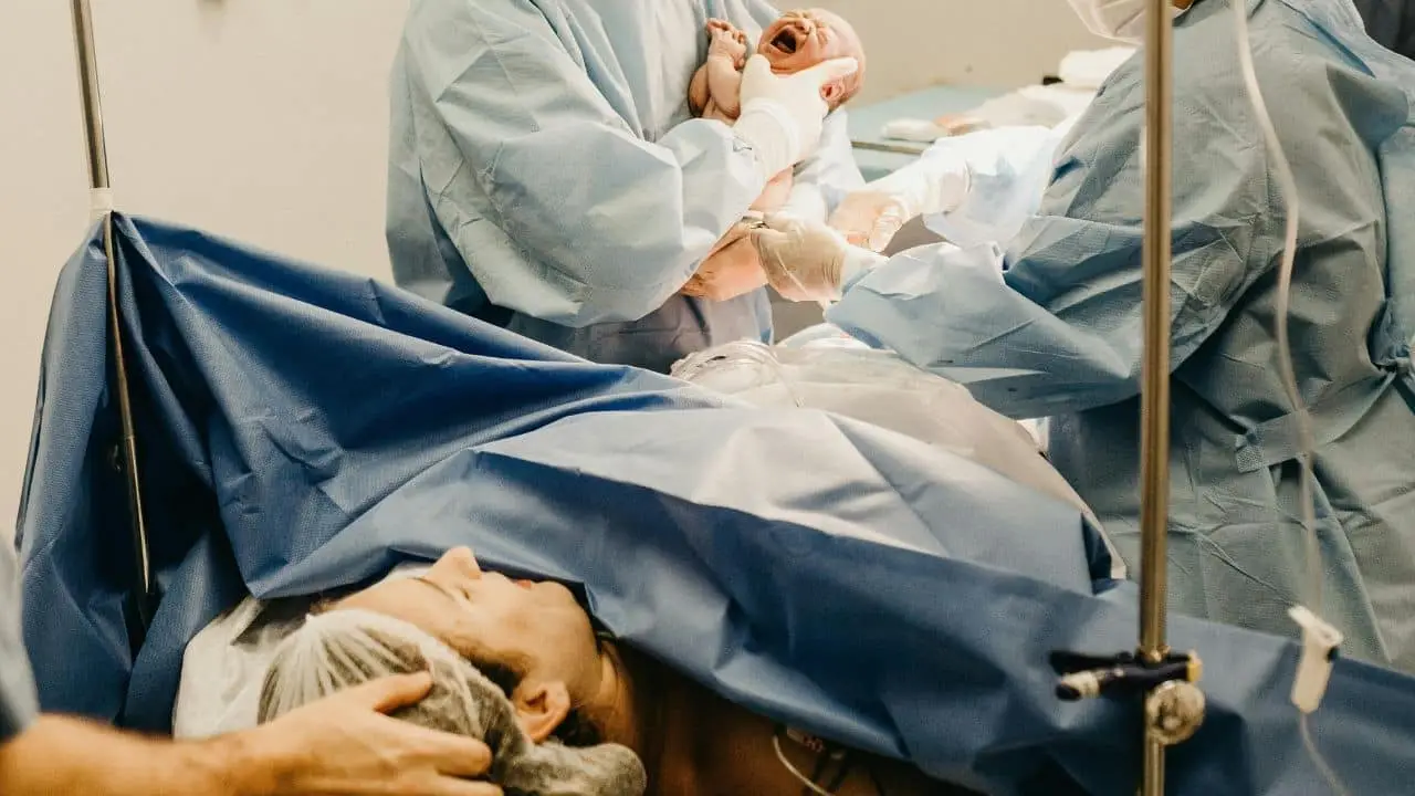 Read more about the article When Your Birth Plan Meets a Closed Door: Advocating for your Doula in the OR